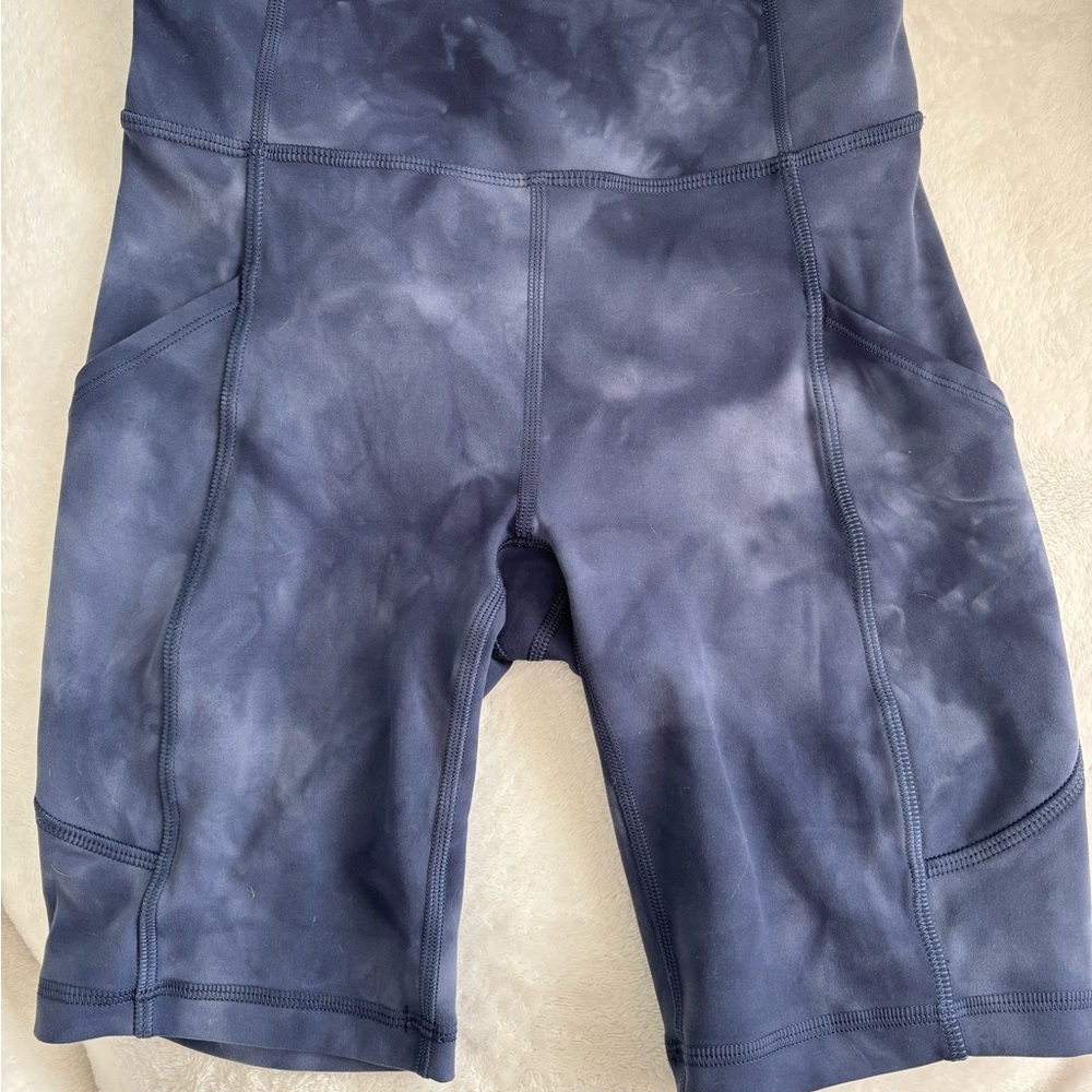 Lululemon Athletica Blue Athletic Shorts with High-Rise Waistband